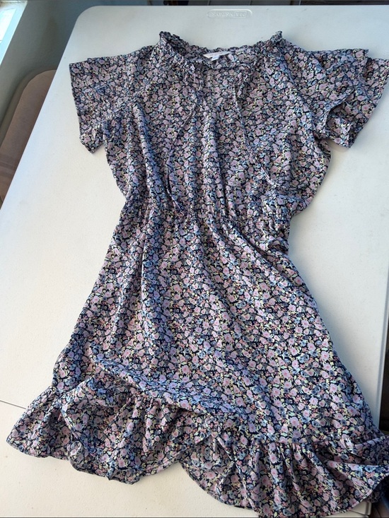 LC Lauren Conrad Dresses & Skirts - Lauren Conrad floral dress